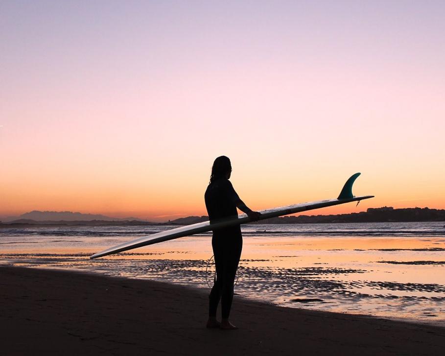  Discover the incredible sunsets of the Cantabrian coast!