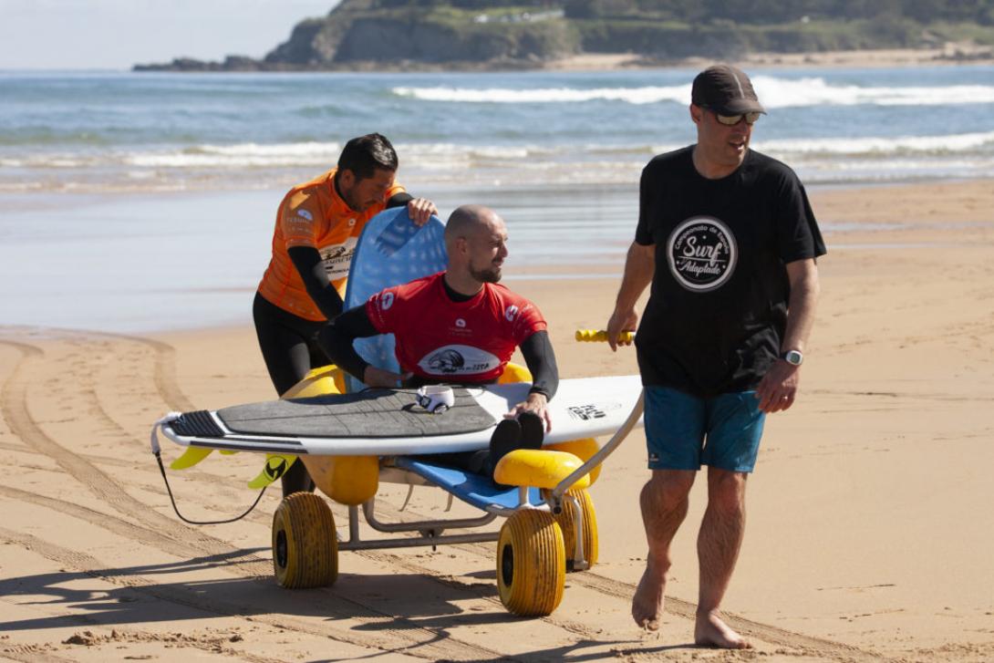Encuentro Nacional de Surf Adaptado Somo 2019 (Foto: James Panter)